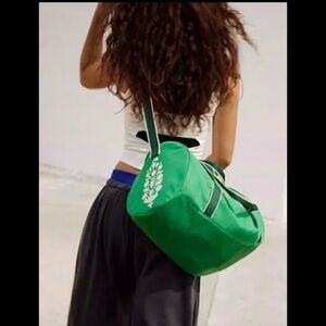 NWT Free People Movement Good Sport Travel Duffle Bag in Green MSRP$78